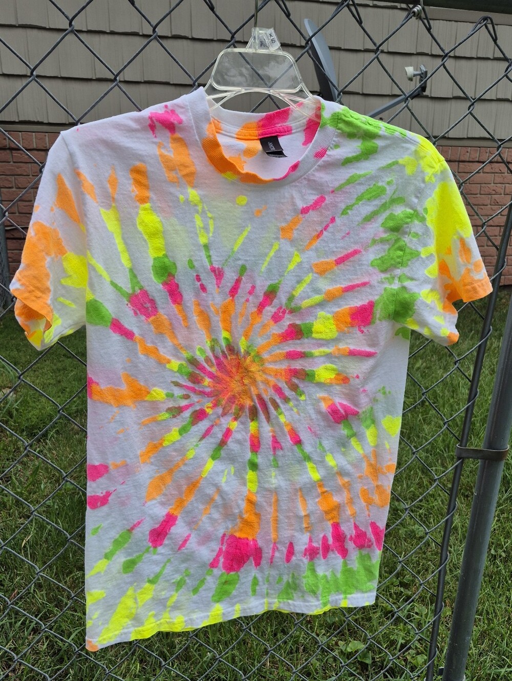 Unisex Small Tie-Dye Shirt